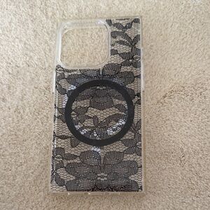 Flaunt iPhone 15 pro mag safe lace square Case